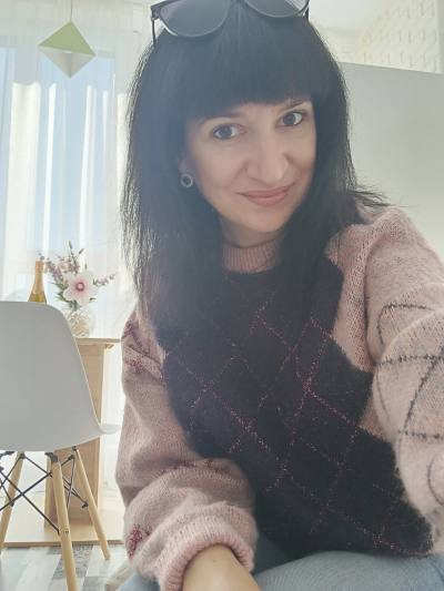 Julia 41 ans Kyiv Ukraine