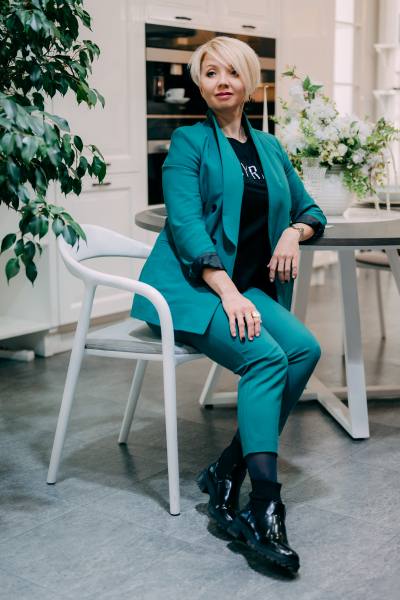 Juliana 45 ans Petersbourg Russie
