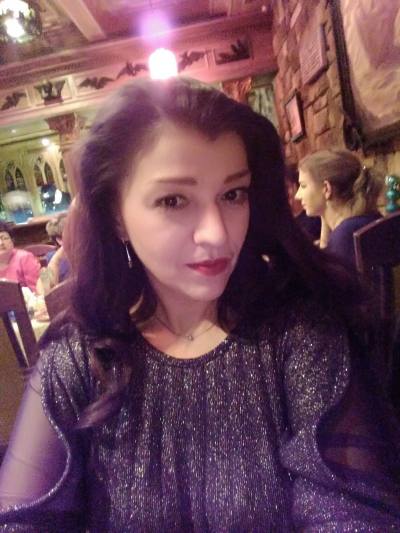 Oksana 52 ans Saratov Russie