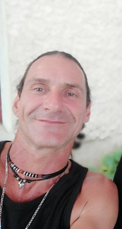 Domy 57 лет Cahors Франция