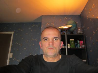 Philippe 54 лет St Amand Montrond Франция