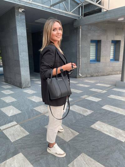 Katerina 33 ans Donetsk Ukraine