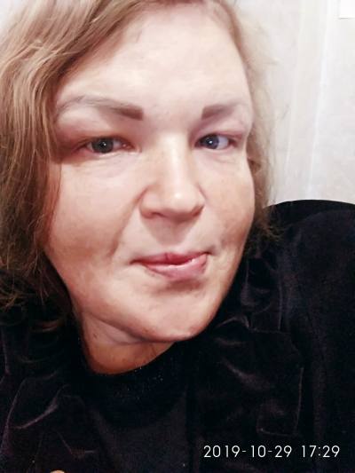 Lara 58 ans Zaporozhye Ukraine