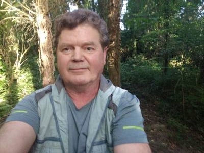 Noel 61 ans Saint Brieuc  France