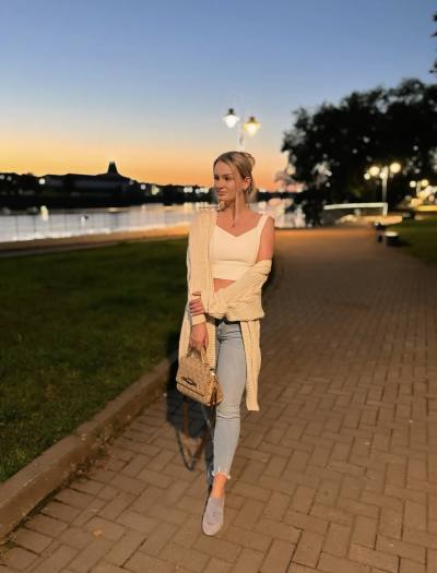 Adelin 32 ans Baku  Azerbaïdjan