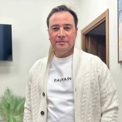 Charles 57 лет Toronto  Канада