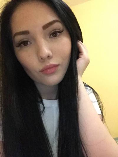 Nadya 28 ans Odessa Ukraine