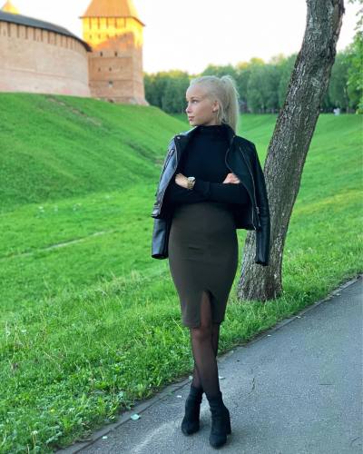 Lyubov 33 ans Minsk Biélorussie