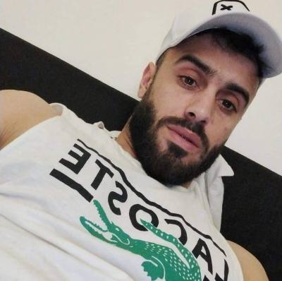 Zinou 33 лет Evry Франция