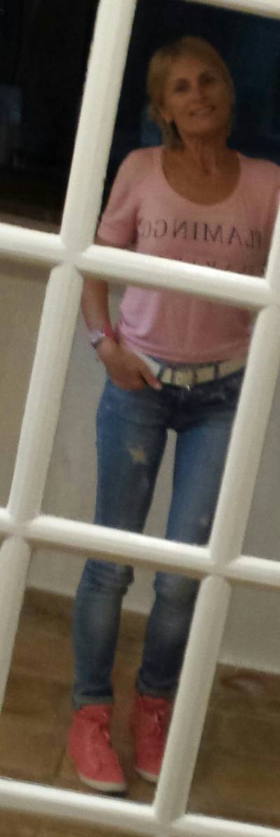 Nadèjda 62 ans Frejus France