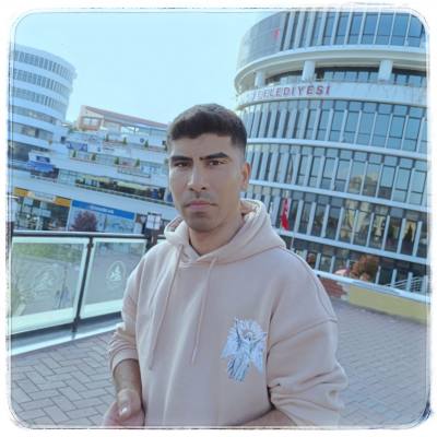 Emin 30 ans Bolu Turkey  Turquie