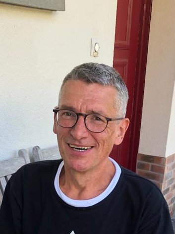 Christophe 62 лет Paris Франция