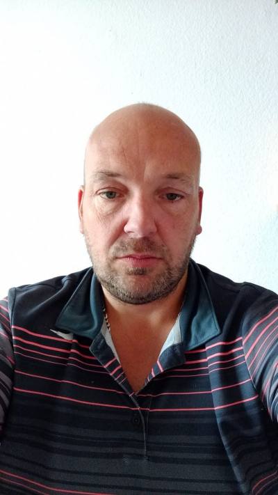 Emmanuel 46 ans Ledetroit France