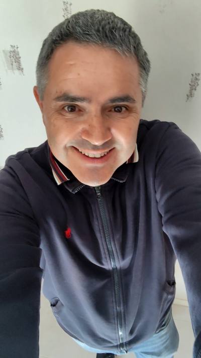 Roberto 57 лет Nice Франция