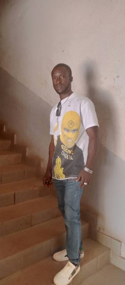 Mathieu 28 ans Montage  Afrique du Sud