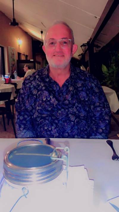 Gilles 65 лет Gorcy Франция