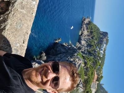 Jean-Baptiste 46 лет Cahors Франция