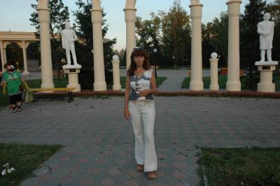 Elena 58 ans Almaty Kazakhstan