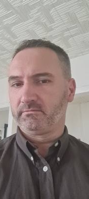 Christophe 51 лет Melun Франция