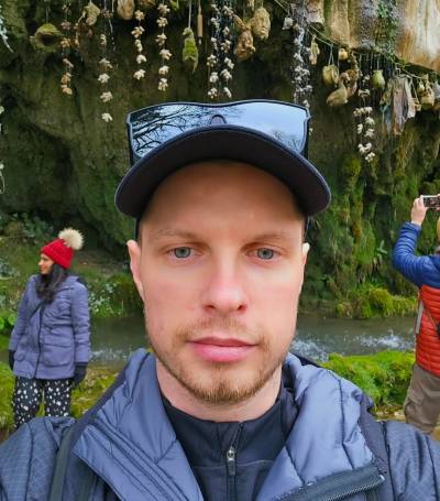 Владимир 34 ans Москва Russie
