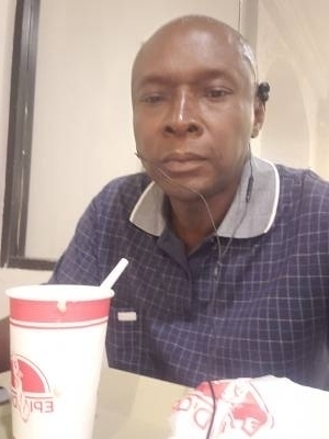 Joel 55 ans Santiago République dominicaine