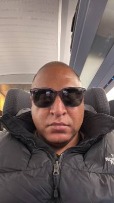 Gokhan 42 ans Suttgart Allemagne