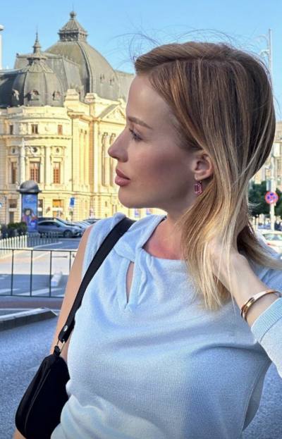 Uliana 34 ans Москва Russie