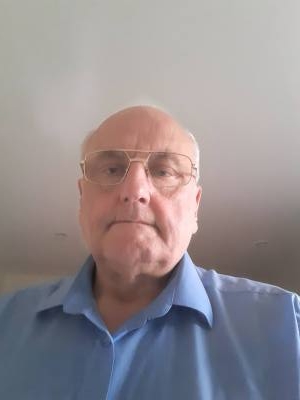 Harold 71 лет Pontefract Великобритания