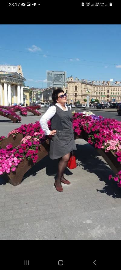 марина 43 ans St Petersbourg Russie