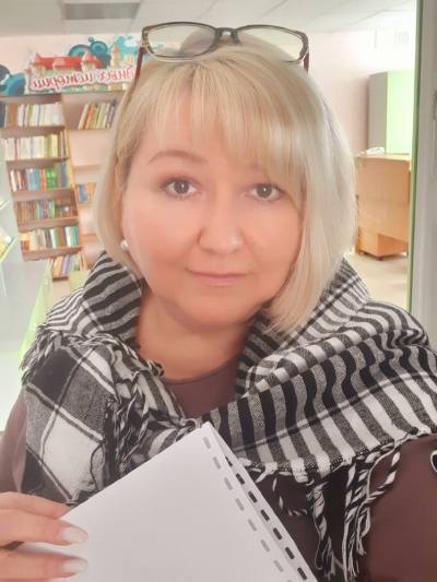 Gulya 50 ans Ufa Russie