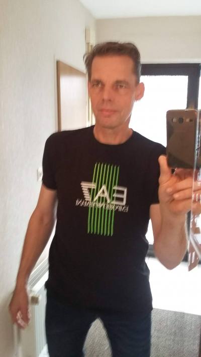 Bernd 53 ans Haselünne Allemagne