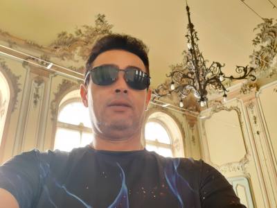 Tachfine 59 ans Savona Italie