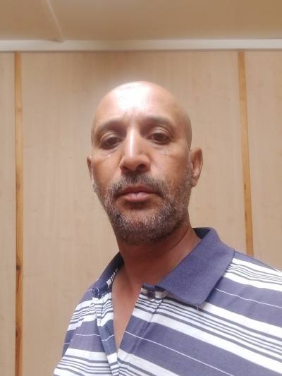 Karim 51 ans Gdyel Algérie