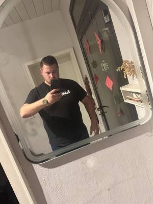 Sven 27 лет Zweibrücken Германия