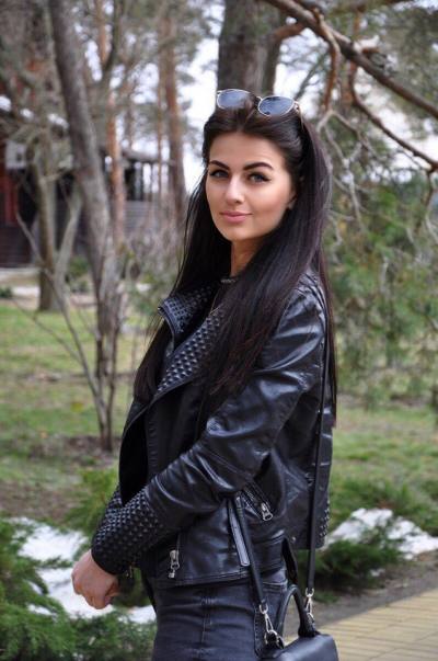 Marina 39 ans Вольфсбург Allemagne