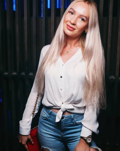 Yelyzaveta 36 ans Kyiv Ukraine