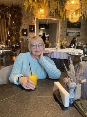 Елена 60 ans Minsk Biélorussie