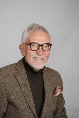 Bernard 77 ans Paris 15eme France