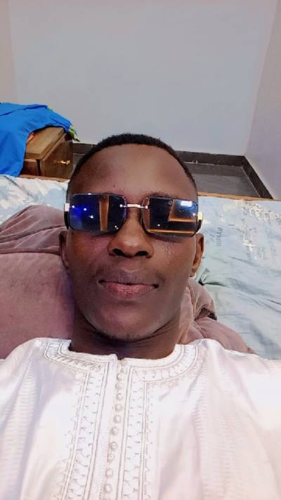 Chafik 32 лет Dakar  Марокко