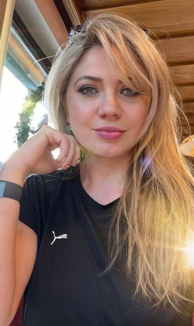 Yana 44 ans Lvov Ukraine