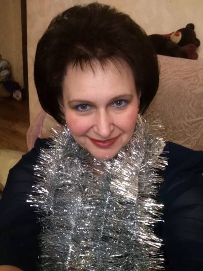 Elena 55 ans Днепр Ukraine