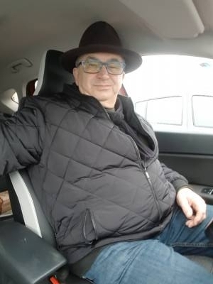 Antoine 71 лет Vitry-le-françois Франция