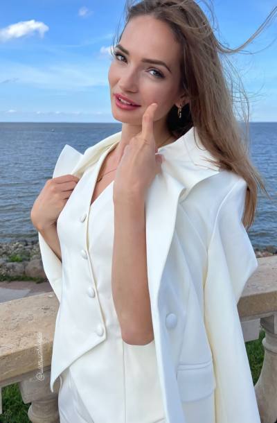 Julia 38 ans Minsk Biélorussie