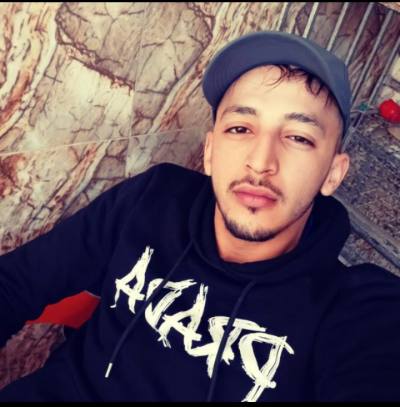 Kader 26 лет  Канада