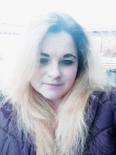 Танюха 28 ans Рівне Ukraine