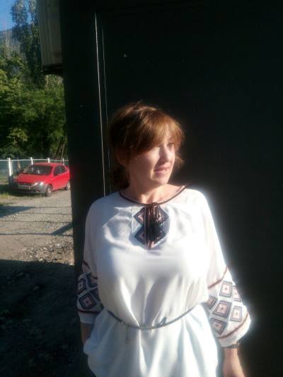 Lina 59 ans Kiev Ukraine