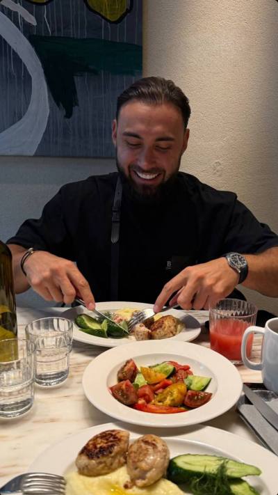 Max 27 лет Leicester Великобритания