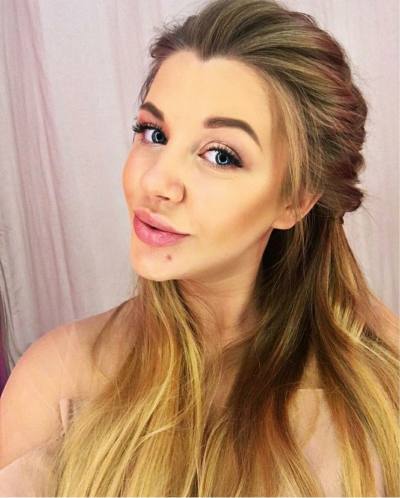 Olena 37 ans Brovary Ukraine