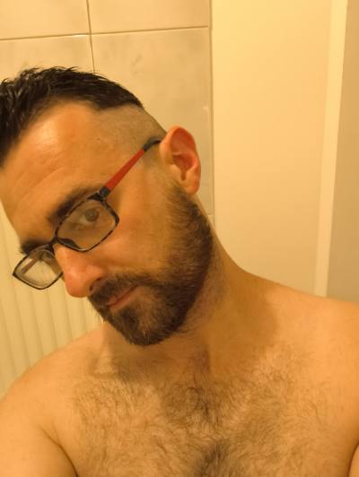 Antonio 38 ans Bort Les Orgues  France