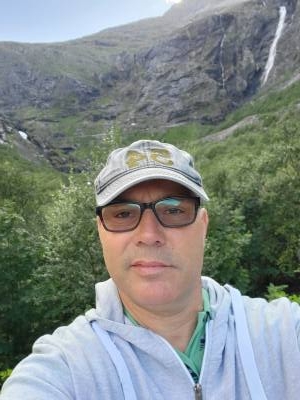 Matthias 51 лет Freiberg Германия